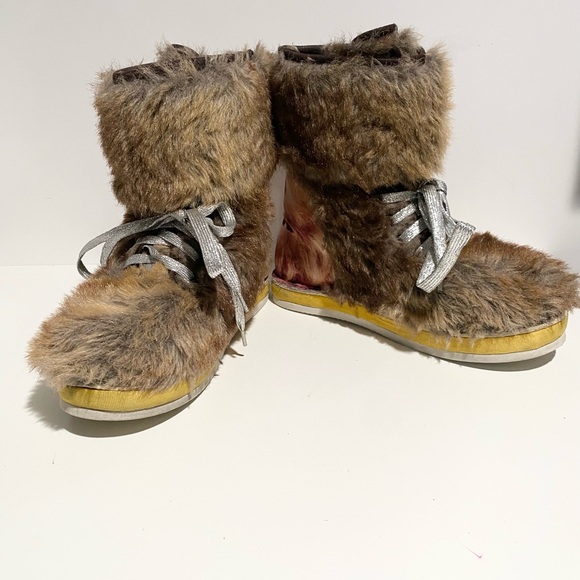 Irregular Choice x Star Wars Chewbacca Fur Boots Rare - Picture 6 of 10